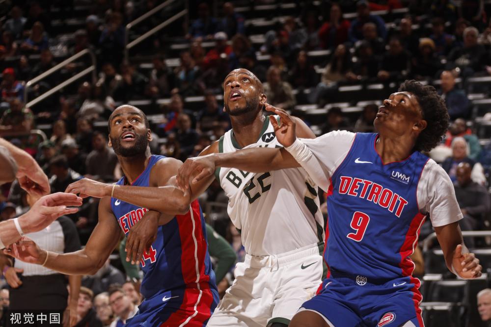 中场指挥官 中场指挥官